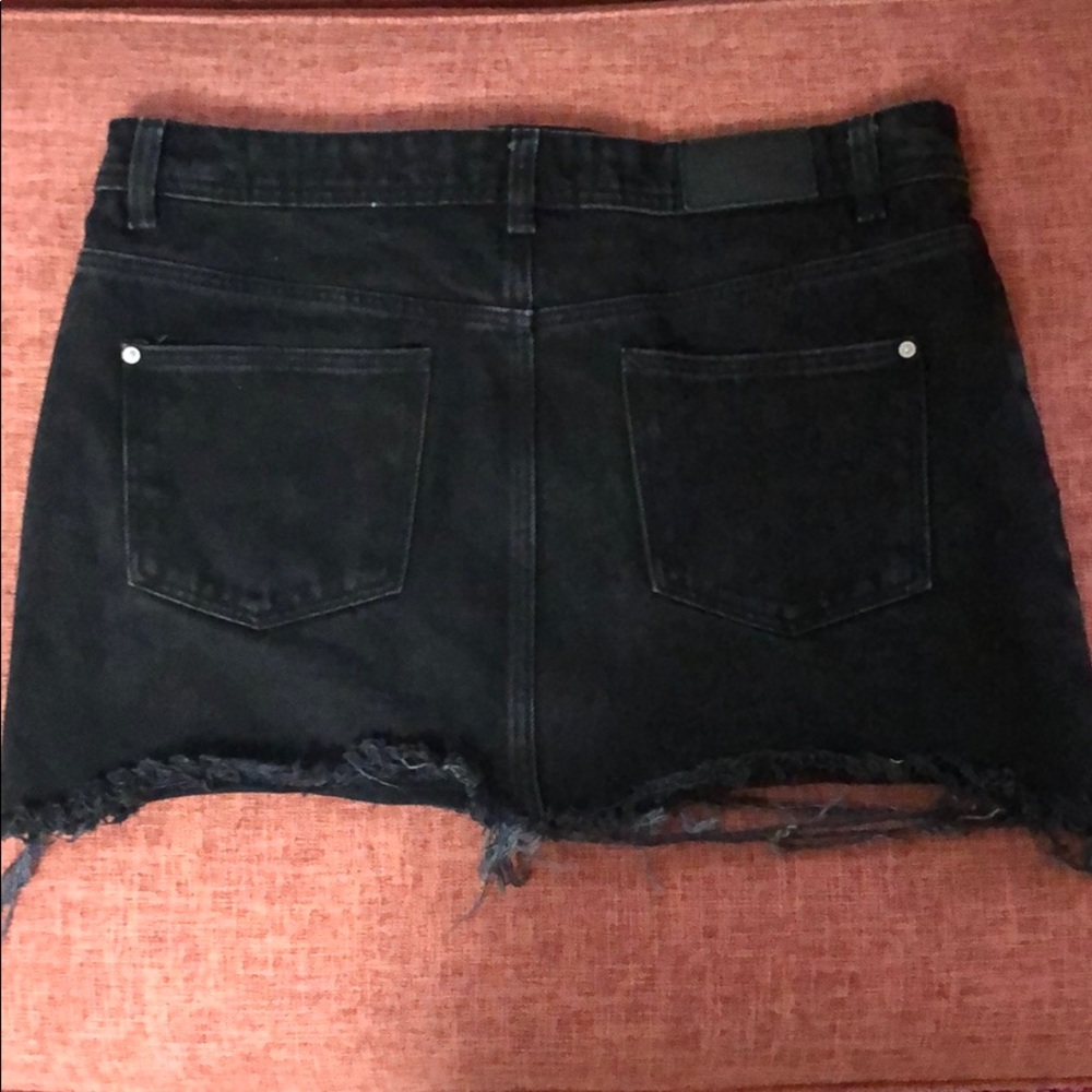 Zara trafaluc denim distress black jean mini skirt